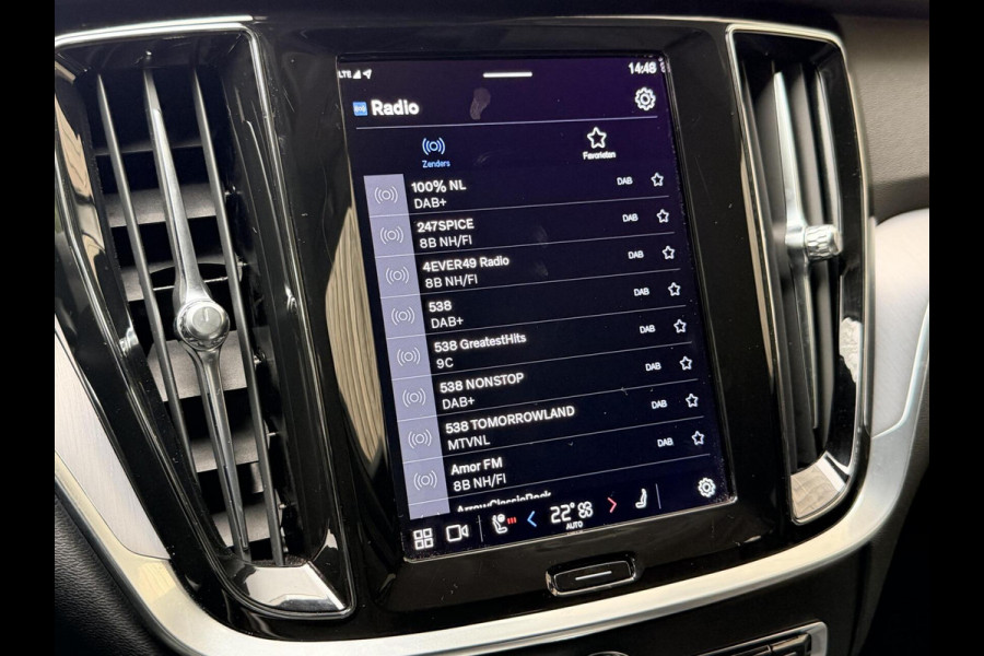 Volvo V60 2.0 B3 Essential Automaat | Google Maps Navigatiesysteem | Apple CarPlay | LED verlichting | Stoel & stuurwielverwarming | Cruis