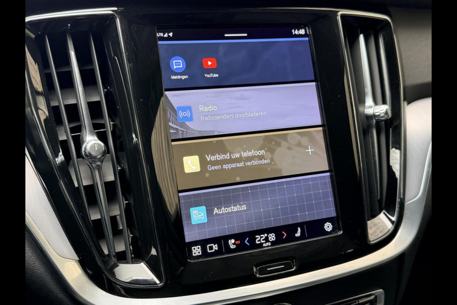 Volvo V60 2.0 B3 Essential Automaat | Google Maps Navigatiesysteem | Apple CarPlay | LED verlichting | Stoel & stuurwielverwarming | Cruis