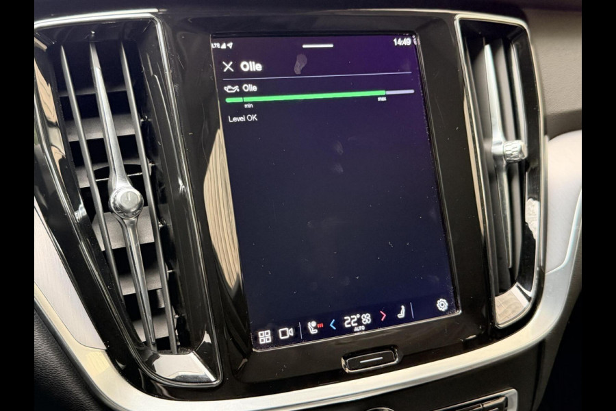 Volvo V60 2.0 B3 Essential Automaat | Google Maps Navigatiesysteem | Apple CarPlay | LED verlichting | Stoel & stuurwielverwarming | Cruis