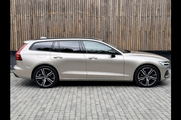 Volvo V60 2.0 B3 Essential Automaat | Google Maps Navigatiesysteem | Apple CarPlay | LED verlichting | Stoel & stuurwielverwarming | Cruis