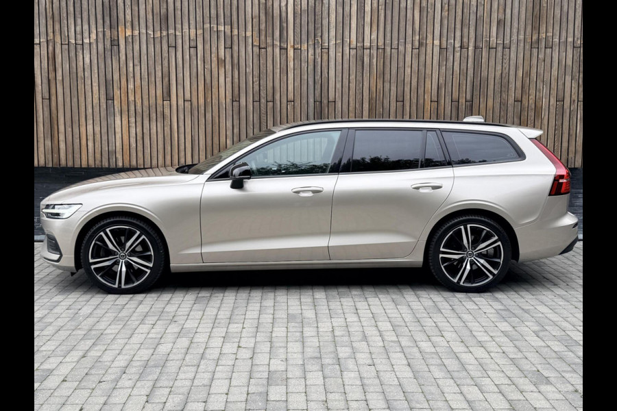 Volvo V60 2.0 B3 Essential Automaat | Google Maps Navigatiesysteem | Apple CarPlay | LED verlichting | Stoel & stuurwielverwarming | Cruis