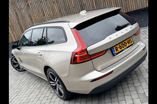 Volvo V60 2.0 B3 Essential Automaat | Google Maps Navigatiesysteem | Apple CarPlay | LED verlichting | Stoel & stuurwielverwarming | Cruis