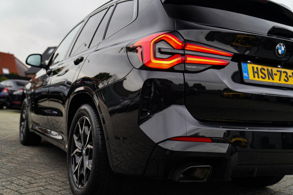 BMW X3 XDrive20i High Executive | Panorama | Shadowline | Camera | M-pakket | Luxe Leder - Memory | Apple Carplay | Cruise Control