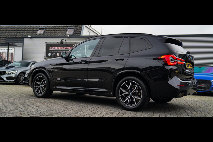 BMW X3 XDrive20i High Executive | Panorama | Shadowline | Camera | M-pakket | Luxe Leder - Memory | Apple Carplay | Cruise Control