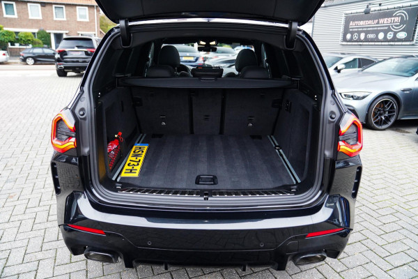 BMW X3 XDrive20i High Executive | Panorama | Shadowline | Camera | M-pakket | Luxe Leder - Memory | Apple Carplay | Cruise Control