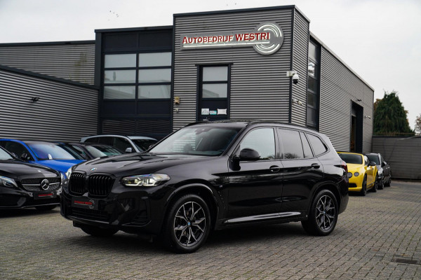 BMW X3 XDrive20i High Executive | Panorama | Shadowline | Camera | M-pakket | Luxe Leder - Memory | Apple Carplay | Cruise Control