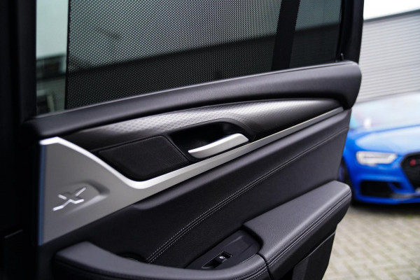 BMW X3 XDrive20i High Executive | Panorama | Shadowline | Camera | M-pakket | Luxe Leder - Memory | Apple Carplay | Cruise Control