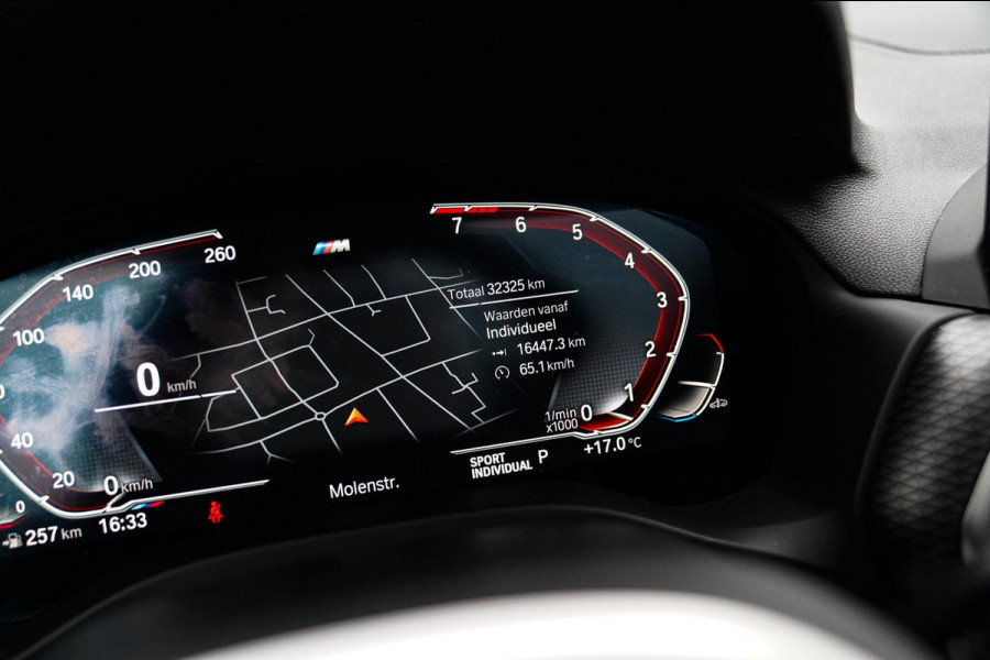 BMW X3 XDrive20i High Executive | Panorama | Shadowline | Camera | M-pakket | Luxe Leder - Memory | Apple Carplay | Cruise Control