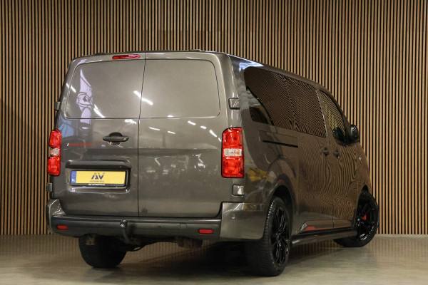 Peugeot Expert 2.0 BlueHDI 180 DC XL L3H1 | Sport Edition | L+R Schuifdeur | CarPlay | Camera | Dodehoek detector | Navigatie | Bi-Xenon | Trekhaak | Climate control | PDC | Alarm klasse 3 | Nieuwe APK | NAP Logisch