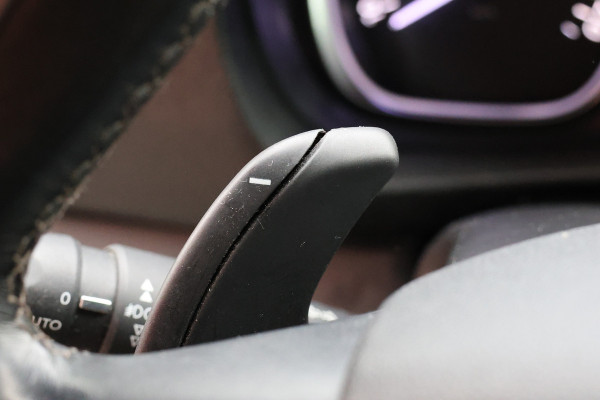 Peugeot Expert 2.0 BlueHDI 180 DC XL L3H1 | Sport Edition | L+R Schuifdeur | CarPlay | Camera | Dodehoek detector | Navigatie | Bi-Xenon | Trekhaak | Climate control | PDC | Alarm klasse 3 | Nieuwe APK | NAP Logisch