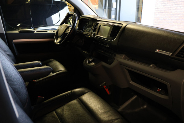 Peugeot Expert 2.0 BlueHDI 180 DC XL L3H1 | Sport Edition | L+R Schuifdeur | CarPlay | Camera | Dodehoek detector | Navigatie | Bi-Xenon | Trekhaak | Climate control | PDC | Alarm klasse 3 | Nieuwe APK | NAP Logisch