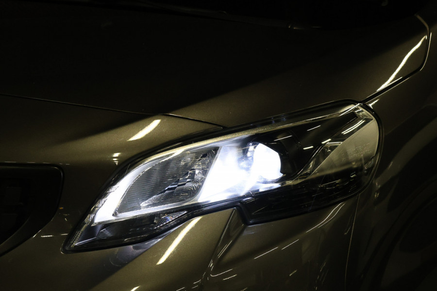 Peugeot Expert 2.0 BlueHDI 180 DC XL L3H1 | Sport Edition | L+R Schuifdeur | CarPlay | Camera | Dodehoek detector | Navigatie | Bi-Xenon | Trekhaak | Climate control | PDC | Alarm klasse 3 | Nieuwe APK | NAP Logisch