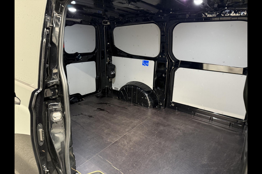 Ford Transit Custom 280 2.0 TDCI L1H1 Trend Nieuw Model Airco Navi Trekhaak PDC V+A Camera