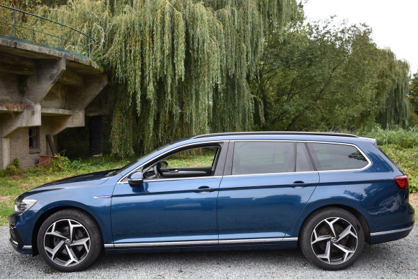 Volkswagen Passat Variant GTE 218PK DSG HYBRID BUSINESS IQ-LIGHT/CAMERA/TREKHAAK Volkswagen Passat Variant GTE 218PK DSG HYBRID BUSINESS IQ-LIGHT/CAMERA/TREKHAAK
