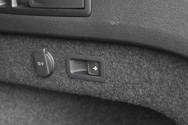 Volkswagen Passat Variant GTE 218PK DSG HYBRID BUSINESS IQ-LIGHT/CAMERA/TREKHAAK Volkswagen Passat Variant GTE 218PK DSG HYBRID BUSINESS IQ-LIGHT/CAMERA/TREKHAAK