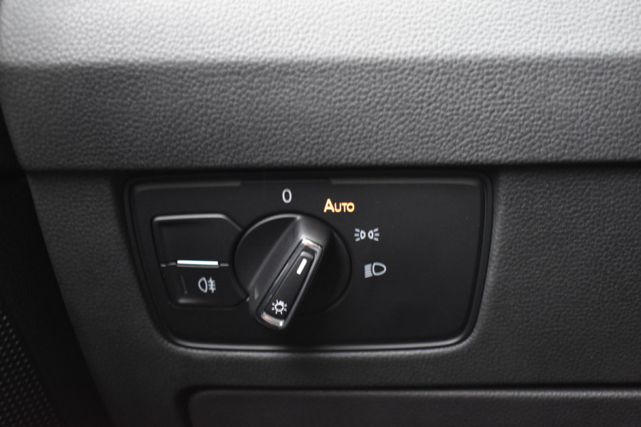 Volkswagen Passat Variant GTE 218PK DSG HYBRID BUSINESS IQ-LIGHT/CAMERA/TREKHAAK Volkswagen Passat Variant GTE 218PK DSG HYBRID BUSINESS IQ-LIGHT/CAMERA/TREKHAAK