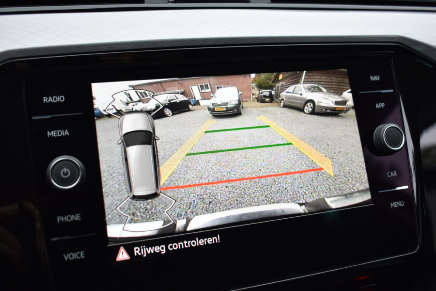 Volkswagen Passat Variant GTE 218PK DSG HYBRID BUSINESS IQ-LIGHT/CAMERA/TREKHAAK Volkswagen Passat Variant GTE 218PK DSG HYBRID BUSINESS IQ-LIGHT/CAMERA/TREKHAAK