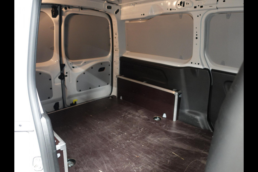 Citroën Berlingo 1.5 BlueHDi 130PK L2 3-zits Automaat Airco Bluetooth PDC achter Trekhaak Citroën Berlingo 1.5 BlueHDi 130PK L2 3-zits Automaat Airco Bluetooth PDC achter Trekhaak