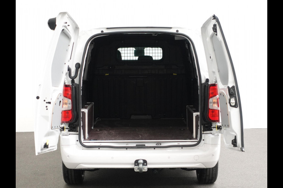 Citroën Berlingo 1.5 BlueHDi 130PK L2 3-zits Automaat Airco Bluetooth PDC achter Trekhaak Citroën Berlingo 1.5 BlueHDi 130PK L2 3-zits Automaat Airco Bluetooth PDC achter Trekhaak