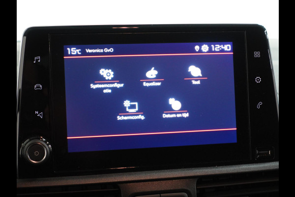 Citroën Berlingo 1.5 BlueHDi 130PK L2 3-zits Automaat Airco Bluetooth PDC achter Trekhaak Citroën Berlingo 1.5 BlueHDi 130PK L2 3-zits Automaat Airco Bluetooth PDC achter Trekhaak