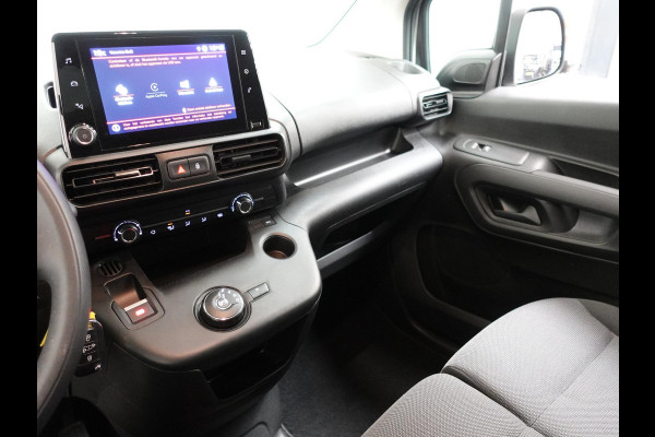 Citroën Berlingo 1.5 BlueHDi 130PK L2 3-zits Automaat Airco Bluetooth PDC achter Trekhaak Citroën Berlingo 1.5 BlueHDi 130PK L2 3-zits Automaat Airco Bluetooth PDC achter Trekhaak