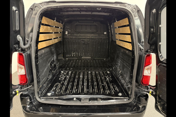 Opel Combo 1.5D L2H1 Edition Automaat Airco Navi PDCA App-connect DAB+ Trekhaak