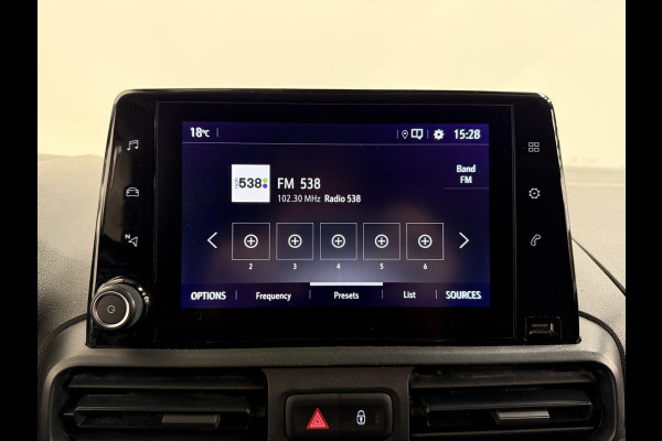 Opel Combo 1.5D L2H1 Edition Automaat Airco Navi PDCA App-connect DAB+ Trekhaak