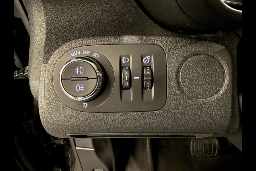 Opel Combo 1.5D L2H1 Edition Automaat Airco Navi PDCA App-connect DAB+ Trekhaak