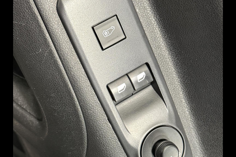 Opel Combo 1.5D L2H1 Edition Automaat Airco Navi PDCA App-connect DAB+ Trekhaak