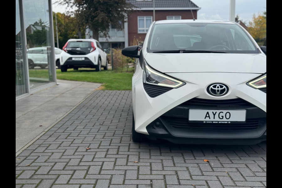 Toyota Aygo 1.0 VVT-i 72pk | Eerste eigenaar, 5 deurs, Stuurwielbedining, Snelheidsbegrenzer, Centrale deurvergrendeling met afstandsbedieni