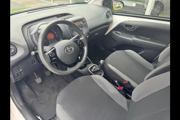 Toyota Aygo 1.0 VVT-i 72pk | Eerste eigenaar, 5 deurs, Stuurwielbedining, Snelheidsbegrenzer, Centrale deurvergrendeling met afstandsbedieni