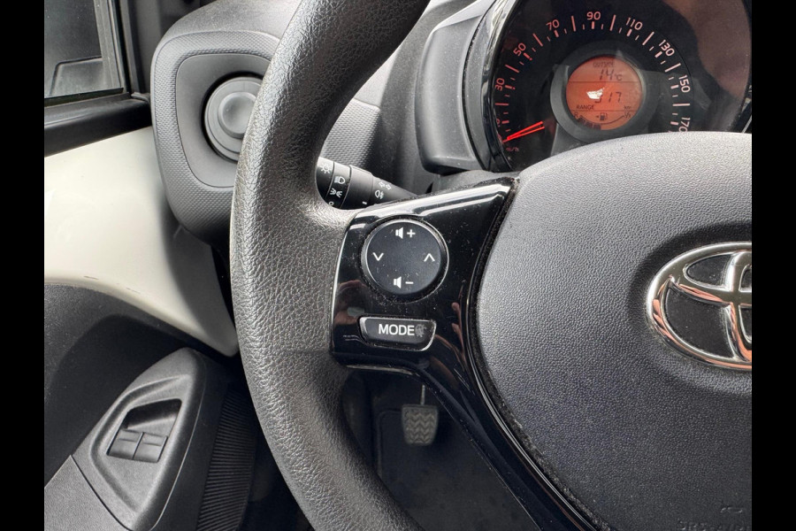 Toyota Aygo 1.0 VVT-i 72pk | Eerste eigenaar, 5 deurs, Stuurwielbedining, Snelheidsbegrenzer, Centrale deurvergrendeling met afstandsbedieni