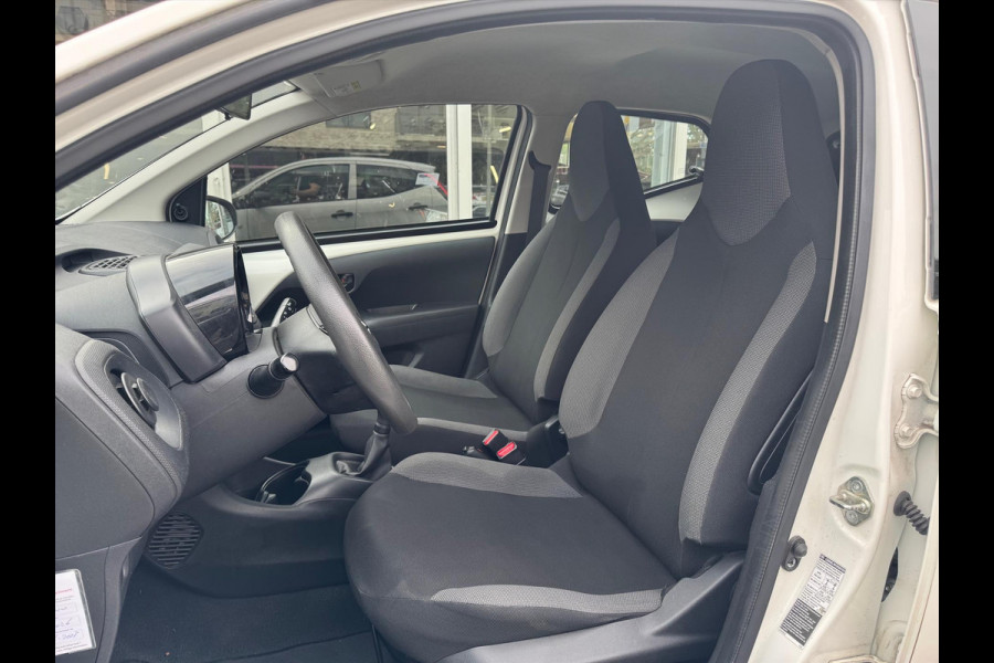 Toyota Aygo 1.0 VVT-i 72pk | Eerste eigenaar, 5 deurs, Stuurwielbedining, Snelheidsbegrenzer, Centrale deurvergrendeling met afstandsbedieni
