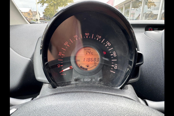 Toyota Aygo 1.0 VVT-i 72pk | Eerste eigenaar, 5 deurs, Stuurwielbedining, Snelheidsbegrenzer, Centrale deurvergrendeling met afstandsbedieni