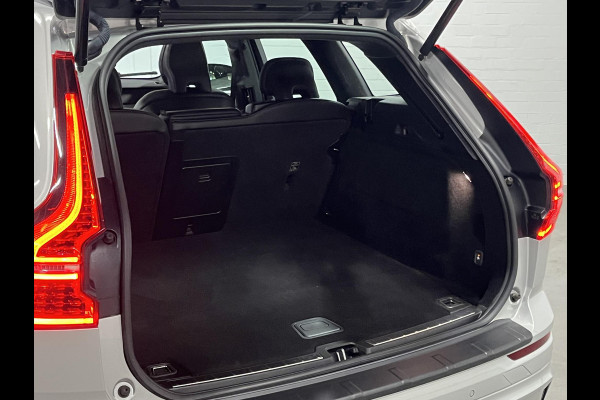 Volvo XC60 2.0 T6 Plug-in hybrid AWD R-Design Trekhaak | Long Range | Open dak | Adapt. cruise | 360 | Head-up | Stuur-/Stoelverwarming |