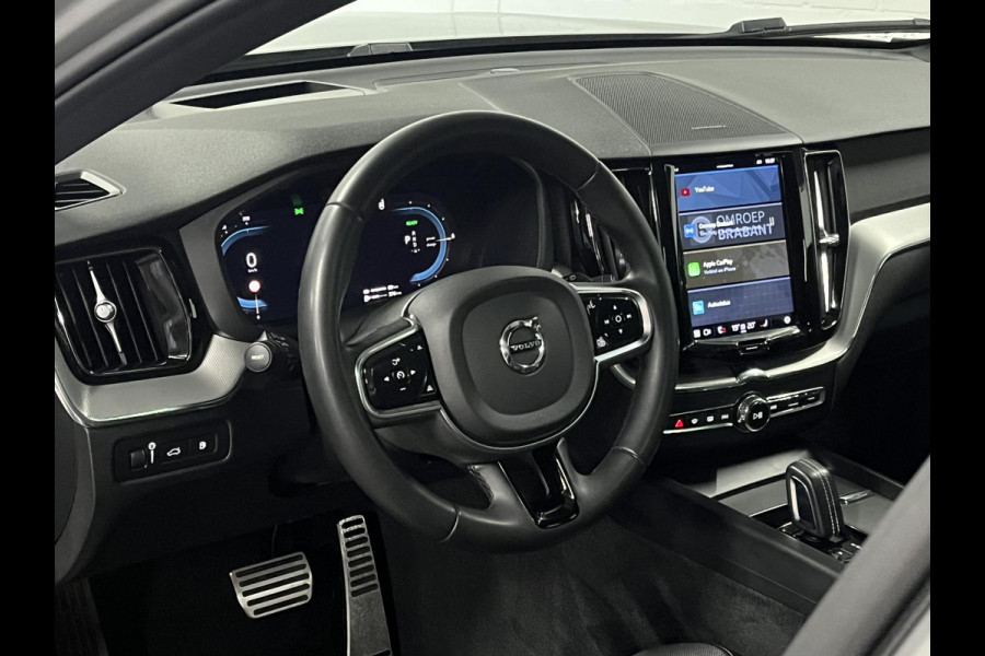 Volvo XC60 2.0 T6 Plug-in hybrid AWD R-Design Trekhaak | Long Range | Open dak | Adapt. cruise | 360 | Head-up | Stuur-/Stoelverwarming |