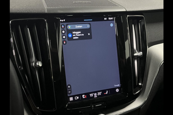 Volvo XC60 2.0 T6 Plug-in hybrid AWD R-Design Trekhaak | Long Range | Open dak | Adapt. cruise | 360 | Head-up | Stuur-/Stoelverwarming |