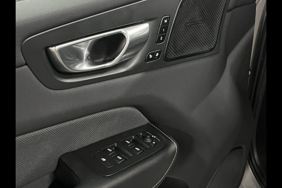Volvo XC60 2.0 T6 Plug-in hybrid AWD R-Design Trekhaak | Long Range | Open dak | Adapt. cruise | 360 | Head-up | Stuur-/Stoelverwarming |