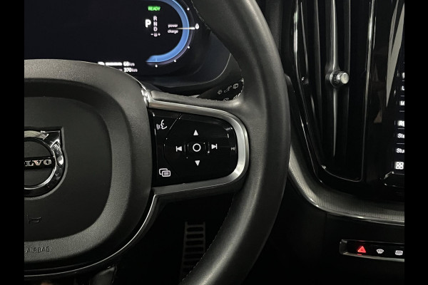 Volvo XC60 2.0 T6 Plug-in hybrid AWD R-Design Trekhaak | Long Range | Open dak | Adapt. cruise | 360 | Head-up | Stuur-/Stoelverwarming |