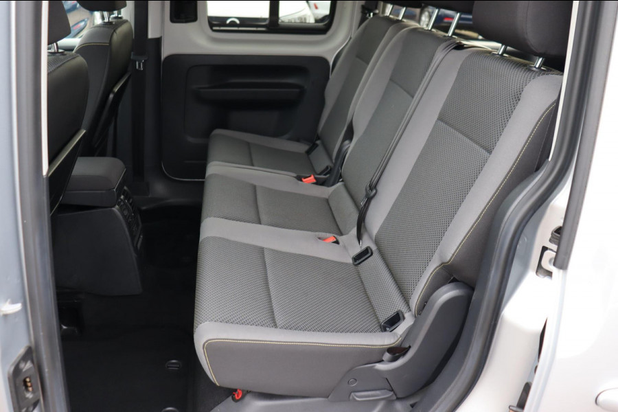 Volkswagen Caddy Maxi 1.4 TSI Trendl. 5p+1 Rolstoel auto bodemverlaging a.camera