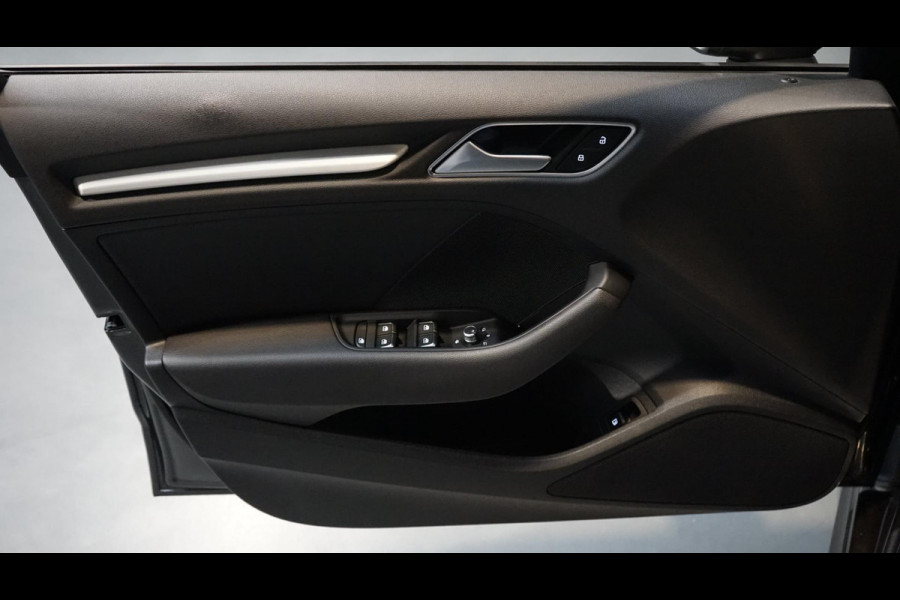 Audi A3 Sportback 40 e-tron S-Line Plus AUTOMAAT-ACC-AUDI SOUND-DRIVE SELECT-FULL LED-KEYLESS-NAVIGATIE-VIRTUEEL-STOELVERWARMING