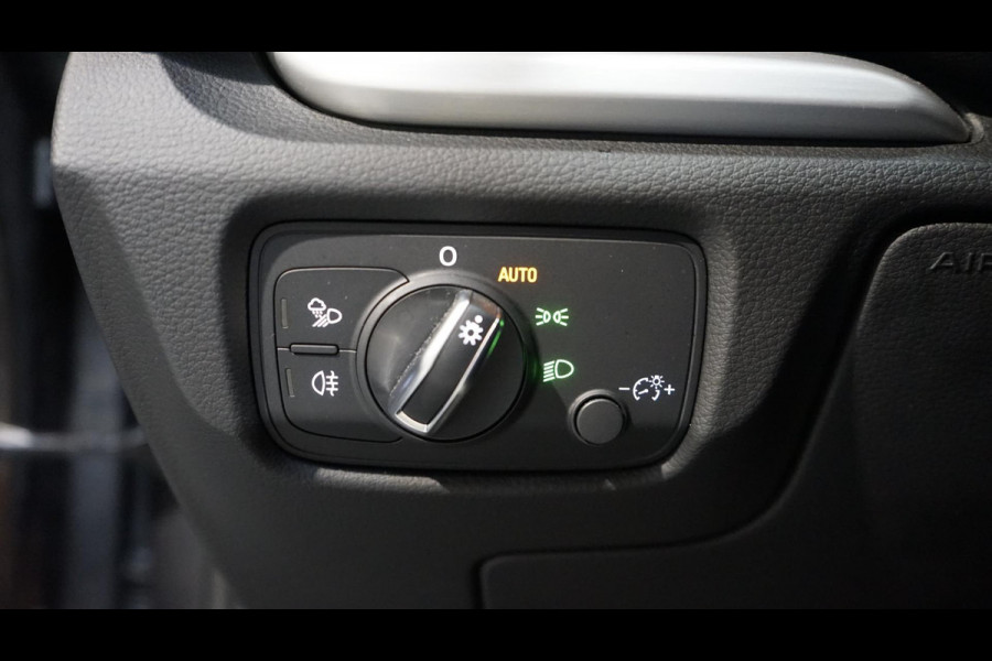 Audi A3 Sportback 40 e-tron S-Line Plus AUTOMAAT-ACC-AUDI SOUND-DRIVE SELECT-FULL LED-KEYLESS-NAVIGATIE-VIRTUEEL-STOELVERWARMING