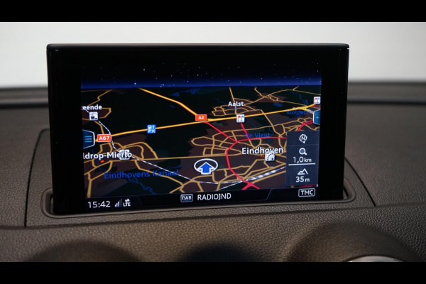 Audi A3 Sportback 40 e-tron S-Line Plus AUTOMAAT-ACC-AUDI SOUND-DRIVE SELECT-FULL LED-KEYLESS-NAVIGATIE-VIRTUEEL-STOELVERWARMING