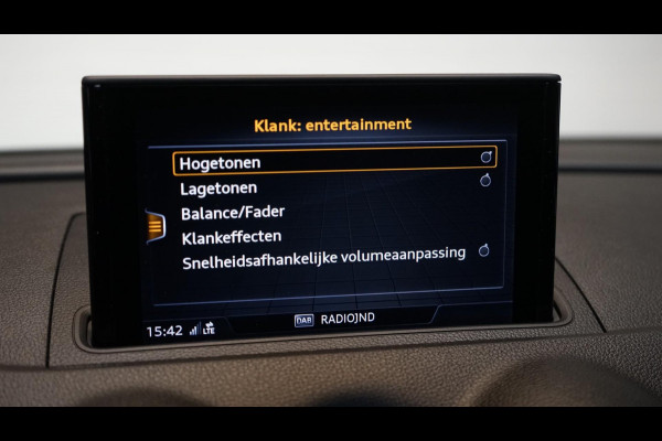 Audi A3 Sportback 40 e-tron S-Line Plus AUTOMAAT-ACC-AUDI SOUND-DRIVE SELECT-FULL LED-KEYLESS-NAVIGATIE-VIRTUEEL-STOELVERWARMING