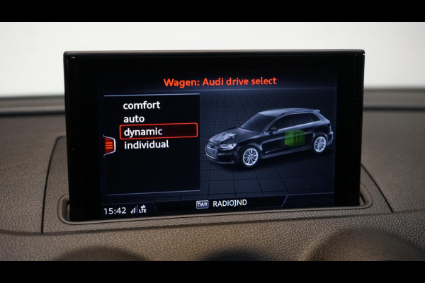 Audi A3 Sportback 40 e-tron S-Line Plus AUTOMAAT-ACC-AUDI SOUND-DRIVE SELECT-FULL LED-KEYLESS-NAVIGATIE-VIRTUEEL-STOELVERWARMING