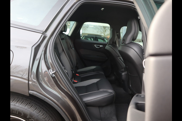 Volvo XC60 2.0 B4 R-Design / Mild-Hybride / Leder/ Facelift / 21-inch Lichtmetaal