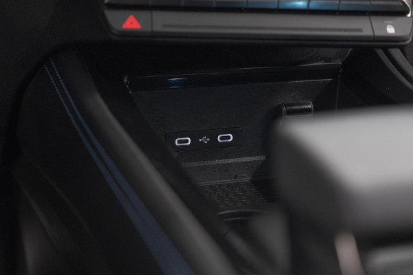 Renault Austral 1.2 E-Tech full hybrid 200 techno esprit Alpine | Trekhaak | Camera | Parkeersensoren