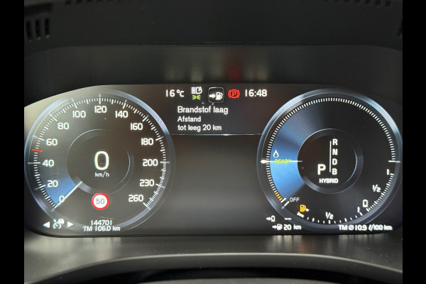 Volvo XC60 2.0 T8 Twin Engine AWD Inscription l Pano l Camera l Trekhaak l Luchtvering l Volleder l LED l ACC l