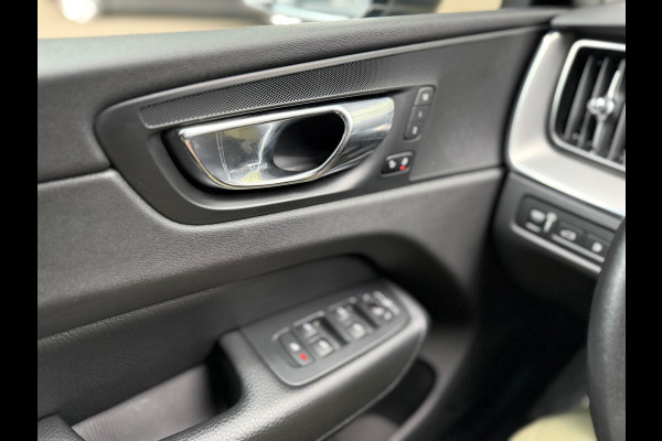 Volvo XC60 2.0 T8 Twin Engine AWD Inscription l Pano l Camera l Trekhaak l Luchtvering l Volleder l LED l ACC l