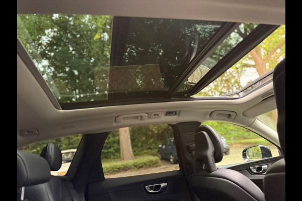 Volvo XC60 2.0 T8 Twin Engine AWD Inscription l Pano l Camera l Trekhaak l Luchtvering l Volleder l LED l ACC l